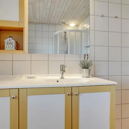 Yorrick - 50m To The Fjord By Interhome Logstor