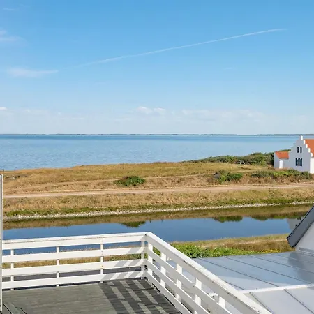 Yorrick - 50m To The Fjord By Interhome Vakantiehuis *